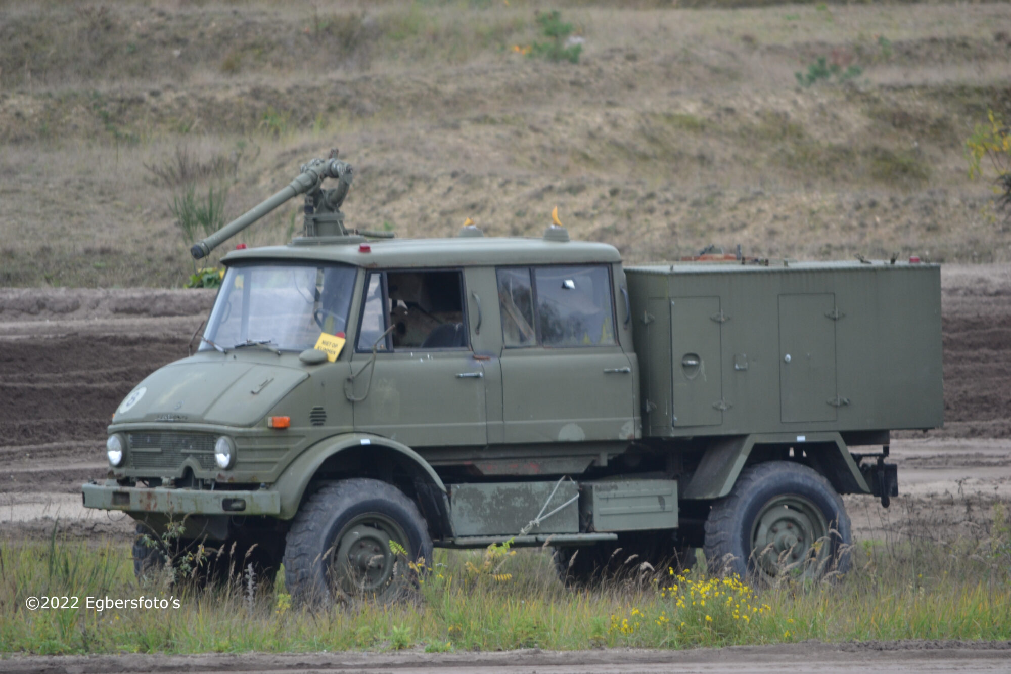 Blusvoertuig Unimog