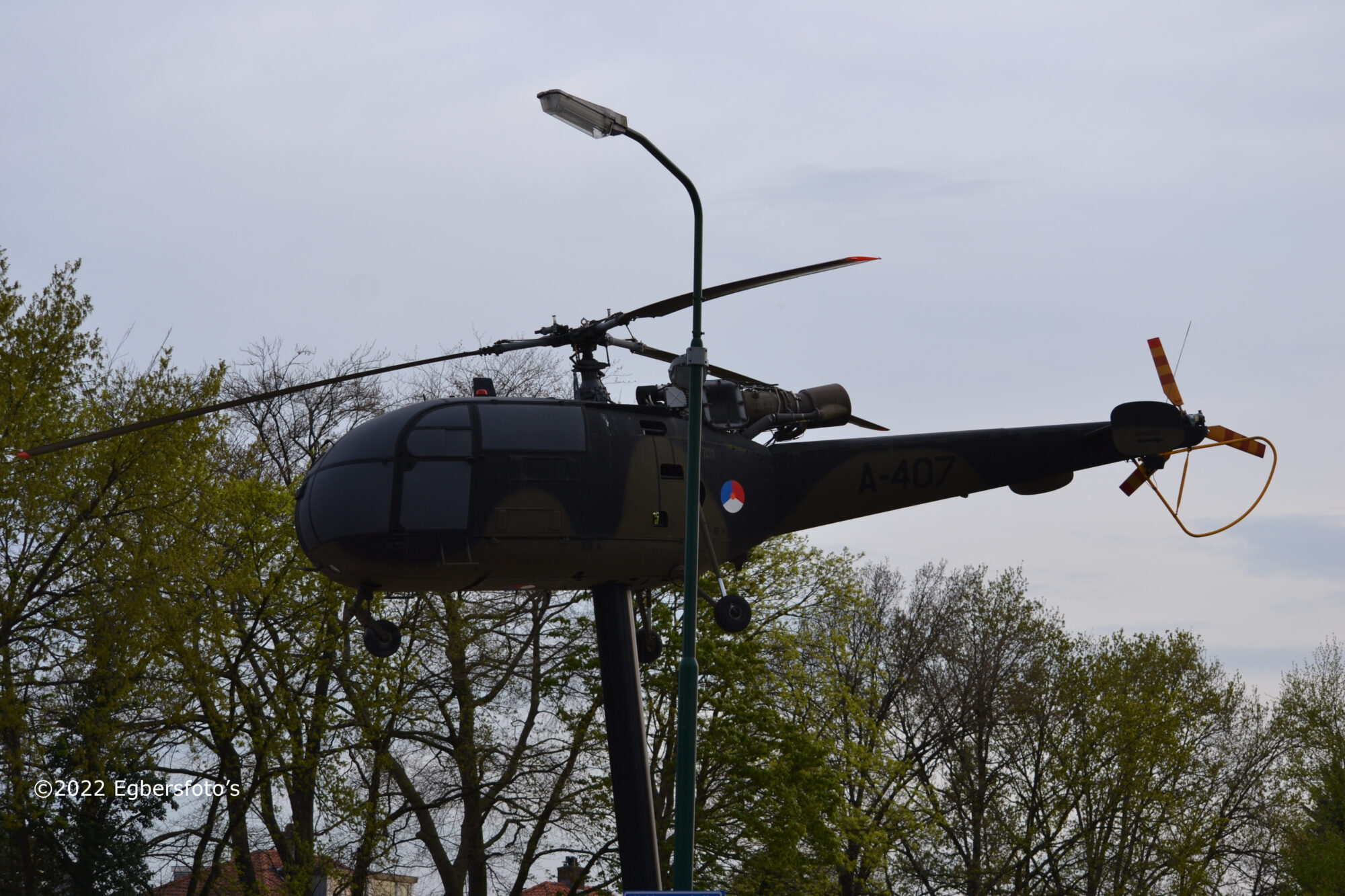 Helicopter op dorpsplein