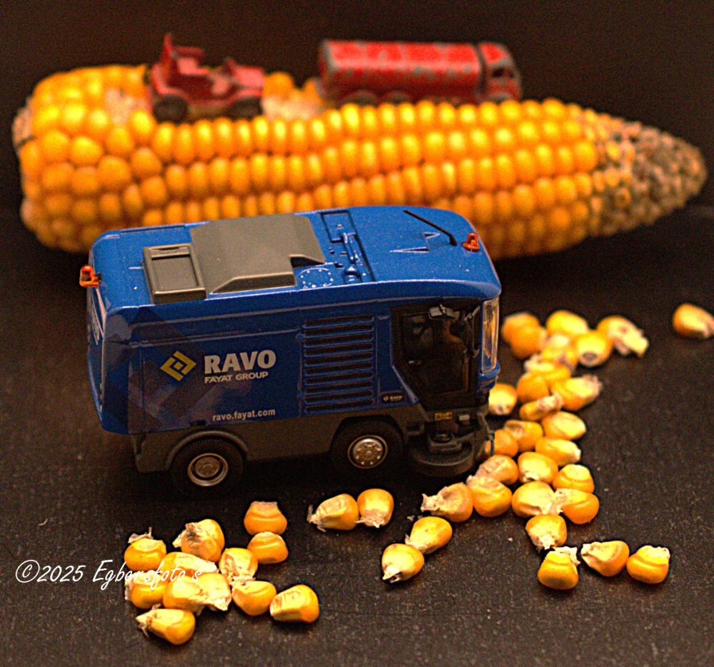 Mais opgeveegd door Ravo veegmachine